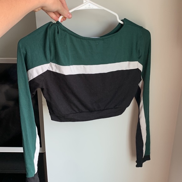 Small Fashion Nova Crop Top Green and Black with White Stripe - Picture 2 of 2